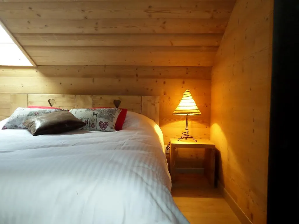 Auberge Du Fraizier Thones 0*,  France
