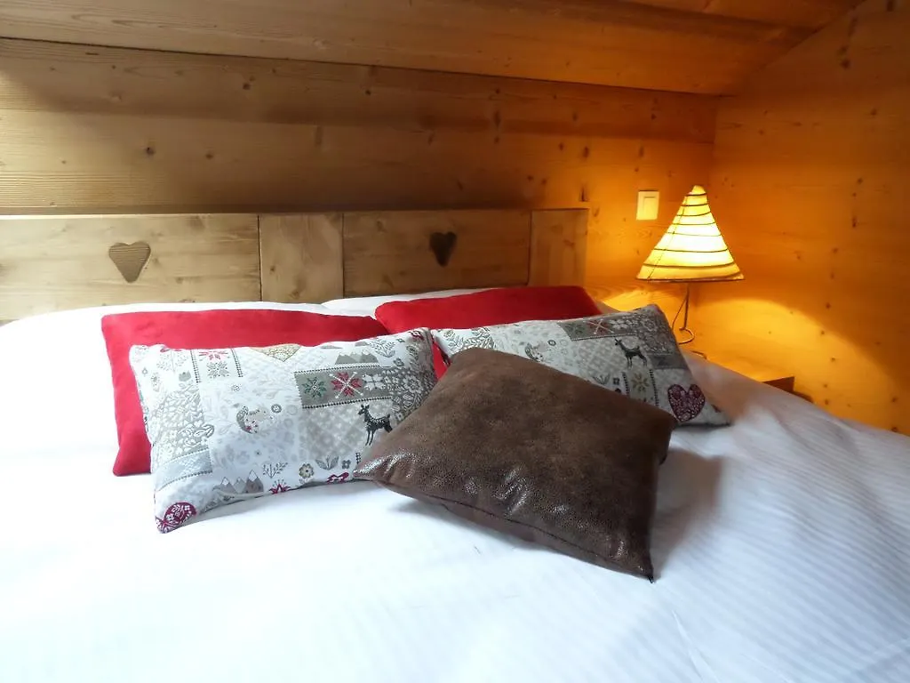 Auberge Du Fraizier Thones France