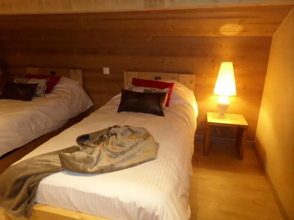 Auberge Du Fraizier Thones 0*,  France