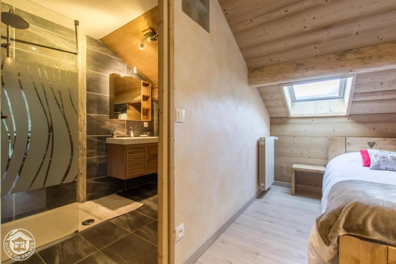 Auberge Du Fraizier Thones Bed & Breakfast